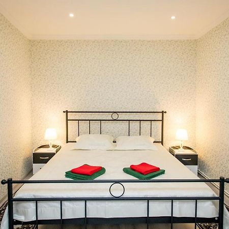 Lovely Apartment Тбилиси Экстерьер фото